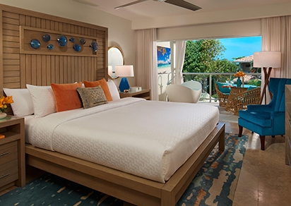 Crystal Lagoon Honeymoon OV Luxury Room